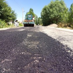 Ortapınar Köy Yolunda  Şuhut Belediyesi Fen İşleri Müdürlüğü Ekiplerimiz Tarafından Asfalt Serim İşlemi Devam Ediyor