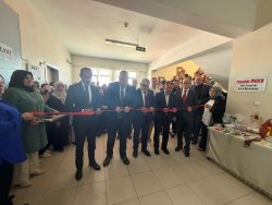 BAŞKAN ÖZAŞKIN ŞUHUT HALK EĞİTİMİ MERKEZİ YIL SONU SERGİSİ AÇILIŞINA KATILDI