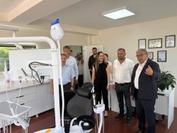 BAŞKAN ÖZAŞKIN DİŞ KLİNİĞİ AÇILIŞI YAPTI