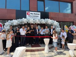 BAŞKAN ÖZAŞKIN DİŞ KLİNİĞİ AÇILIŞI YAPTI
