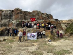 AFDOS ÜYELERİ ŞUHUT’UN TARİHİ VE DOĞAL GÜZELLİKLERİNİ KEŞFETTİ