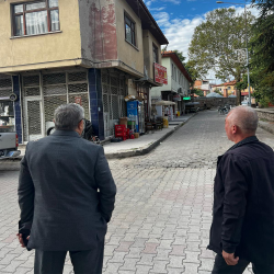 GARAJ CADDESİ’NDE RESTORASYON ÇALIŞMALARI DEVAM EDİYOR