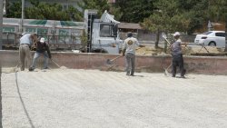 ŞUHUT’TA BELEDİYEMİZ HİZMET ATAĞI DEVAM EDİYOR