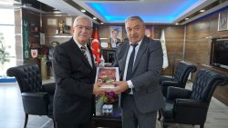 YENİ YOL GRUBU BAŞKANI AKINCI’DAN BAŞKAN ÖZAŞKIN’A ZİYARET