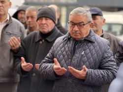 ŞUHUT’TA UYSAL AYAKKABI HİZMETE AÇILDI