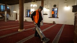 ŞUHUT’TA CAMİLER RAMAZAN AYI’NA HAZIR