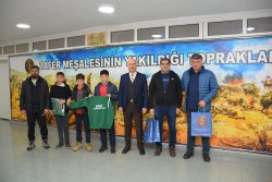 Badminton Turnuvasında Dereceye Giren Öğrencilerimizi Ağırladık.