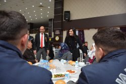 Başkan Bozkurt Şuhut Kaymakamlığı Tarafından Düzenlenen İftar Yemeğine Katıldı.