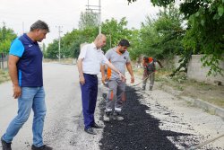 İLÇEMİZDE DEVAM ETTİĞİMİZ YOL YAPIM VE DİĞER ÇALIŞMALARIMIZIN KONTROLLERİNİ GERÇEKLEŞTİRİYORUZ