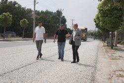 İlçemiz ana yollarında devam eden asfalt çalışmalarını yerinde İnceledik.