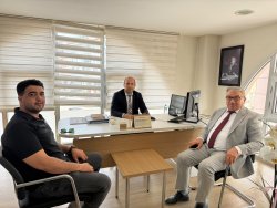 BAŞKAN ÖZAŞKIN VAKIFBANK ŞUHUT ŞUBE MÜDÜRÜ MUSA CAN’I ZİYARET ETTİ