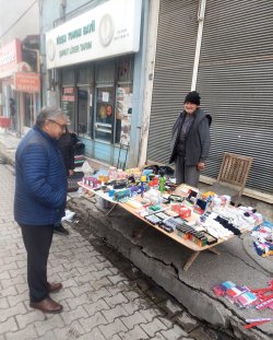 BAŞKAN ÖZAŞKIN PAZARDA TALEPLERİ DİNLEDİ