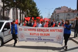 Başkan Bozkurt İlçemiz Şuhut'ta Düzenlenen Gençlik Yürüyüşüne Katıldı.