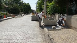 ŞUHUT’TA HİZMET ATAĞI DEVAM EDİYOR