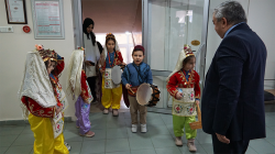 MİNİK DAVULCULARDAN BAŞKAN ÖZAŞKIN’A RAMAZAN SÜRPRİZİ