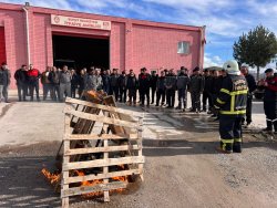 BELEDİYE PERSONELLERİMİZE YANGIN EĞİTİMİ VERİLDİ