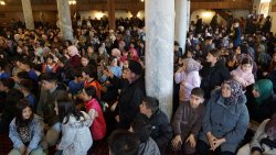 ŞUHUT’TA TERAVİH COŞKUSU HEDİYELERLE TAÇLANDI