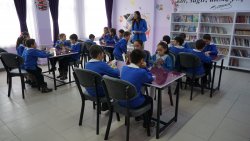 BAŞKAN ÖZAŞKIN KÜTÜPHANE AÇILIŞINA KATILDI