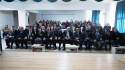 ŞUHUT’TA ÇANAKKALE RUHU ŞİİR VE TÜRKÜLERLE YAŞATILDI