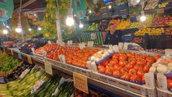 ŞUHUT’TA MANAVLARA ETİKET UYARISI YAPILDI