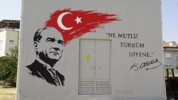 ŞUHUT’TA TRAFO BİNALARI SANATLA BULUŞTU