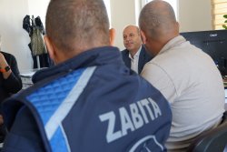 Başkan Bozkurt; Zabıta Haftası münasebetiyle Şuhut'umuza hizmet yolunda birlikte mesai yaptığımız zabıta teşkilatımızla bir araya geldi.