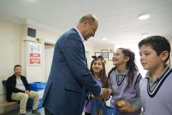 Başkan Bozkurt; Nazik ziyaretleri için Cumhuriyet İlkokulu öğrenci ve öğretmenlerimize teşekkür ederim.