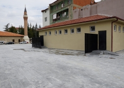 Hamza Paşa Meydanı ve Yeni Umumi Tuvaletleri Halkımızın Kullanımına Açtık