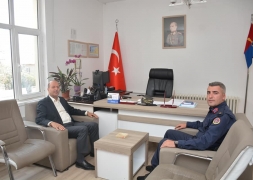 İlçe Jandarma Komutanı Tosun'a Hayırlı Olsun Ziyareti