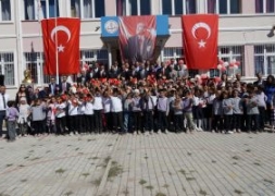 Şuhut'ta İlköğretim Haftası Coşku İle Kutlandı.