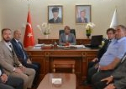 Şuhut Heyetinden Vali Yiğitbaşı’na Hayırlı Olsun Ziyareti.