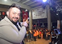 Binlerce Şuhutlu Hüseyin Kağıt Konserinde Buluştu.