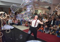 Şuhut Belediyesi Çocuk Festivalinde Çocuklar Doyasıya Eğlendi.