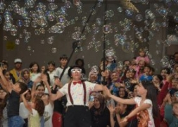 Şuhut Belediyesi Çocuk Festivalinde Çocuklar Doyasıya Eğlendi.