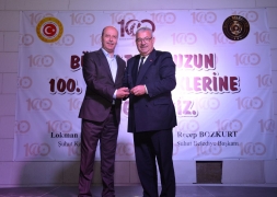 Şuhut’ta Şiir Gecesi İzleyenleri Mest Etti.