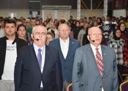 Şuhut’ta 100.Yıl Etkinliğinde Salonlar Doldu Taştı