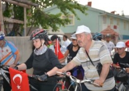 Şuhut'ta Zafer Yolu Bisiklet Turu Düzenlendi.