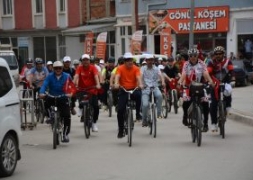 Şuhut'ta Zafer Yolu Bisiklet Turu Düzenlendi.