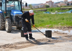 ŞUHUT’ta Yol Çalışmaları Aralıksız Devam Ediyor