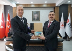 Başkan Bozkurt'tan İl Nüfus ve Vatandaşlık İşleri Müdürü Tanyeri'ye Ziyaret