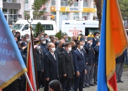 Başkan Bozkurt 10 Kasım Atatürk'ü Anma Törenine Katıldı