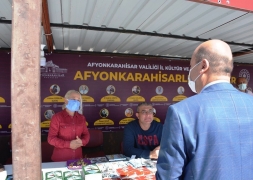 Başkan Recep Bozkurt 3. Afyonkarahisar Kitap Fuarını Ziyaret Etti.