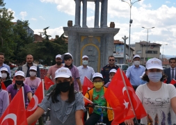 AVRUPA HAREKETLİLİK HAFTASI ETKİNLİKLERİ KAPSAMINDA ŞUHUT'TA BİSİKLET TURU YAPILDI.