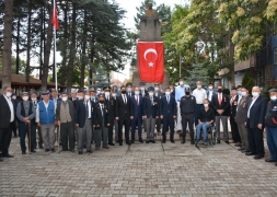 Onurumuz ve Gururumuz Gazilerimize Minnettarız.