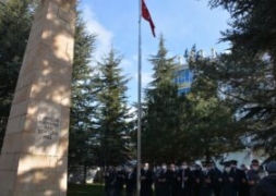 Başkan Bozkurt 18 Mart Çanakkale Zaferi ve Şehitleri Anma Günü Programlarına Katıldı.