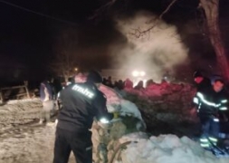 Yarışlı’da Çıkan Yangın Şuhut Belediyesi İtfaiye Ekiplerince Söndürüldü.