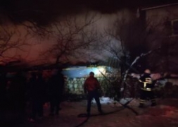 Yarışlı’da Çıkan Yangın Şuhut Belediyesi İtfaiye Ekiplerince Söndürüldü.