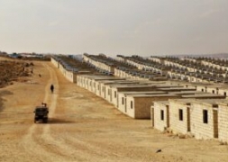 Başkan Bozkurt'tan İdlip'e 3 Briket Ev