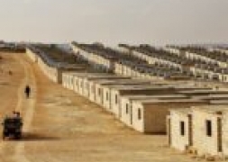 Başkan Bozkurt'tan İdlip'e 3 Briket Ev