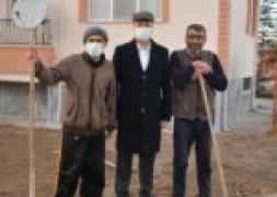 Sizi Böyle Mutlu Görünce Biz Daha Çok Mutlu Oluyoruz...